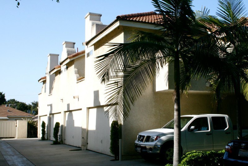 Picture of Apartment Complex From Driveway Perspective